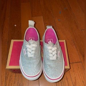 Little girls silver glitter vans